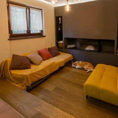 Casa Amici Del Bosco ベッド・アンド・ブレックファスト Medolago